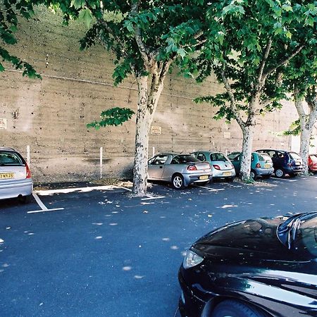 Logis Hotel Saint Jacques วาลองซ์ ภายนอก รูปภาพ